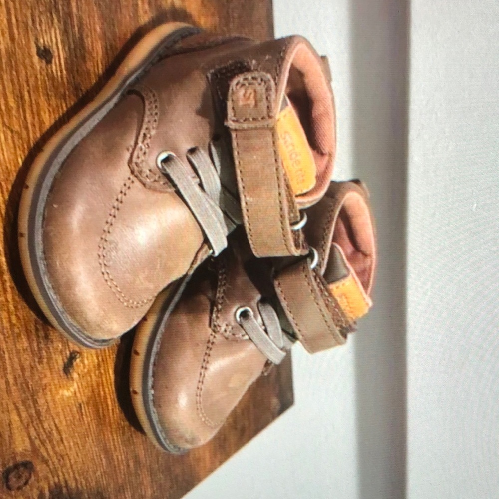 Stride Rite Quinn boots in chocolate color